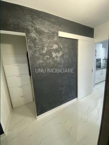 PODU ROS - BLD TUTORA - 3 CAMERE - ETAJ INTERMEDIAR -  RENOVAT TOTAL - MOBILAT - 5