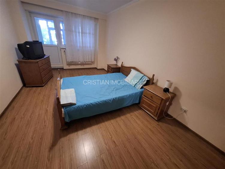 ULTRACENTRAL Bariera 2 cam 84mp, etaj 1 bloc cu lift Mobilat si Utilat - 5