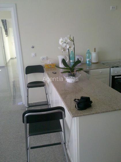 BANEASA- zona Jandarmeriei Vila 6 camere mobilata,utilata - 8