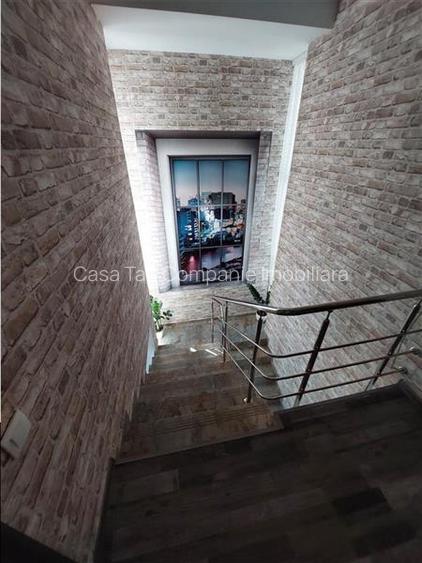 Vila deosebita pe Soseaua Rediu vis-a-vis de lac - 29