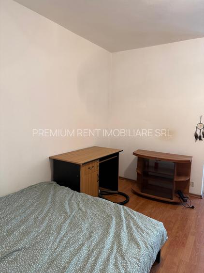 Dristor, garsoniera langa metrou, 320 euro, etaj 1 - 13