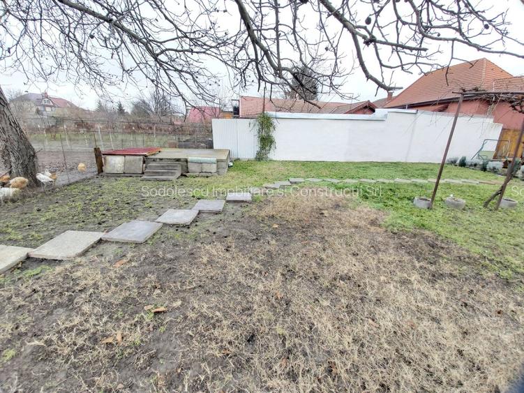 Casa de vanzare cu teren generos - 14