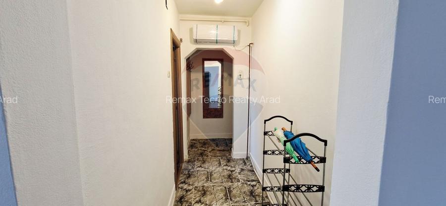 Inchiriere Apartament 2 camere, centrala, semidecomandat, zona Lebada - 4