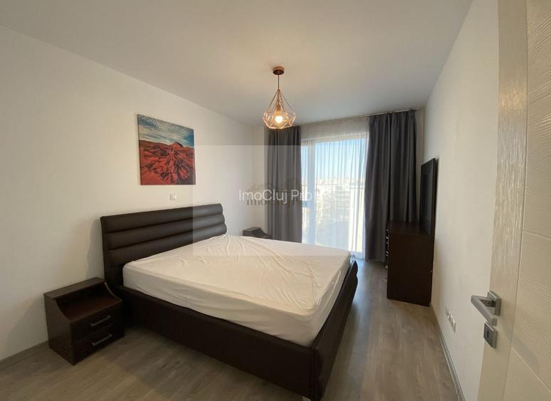Închiriere apartament 3 camere - 4