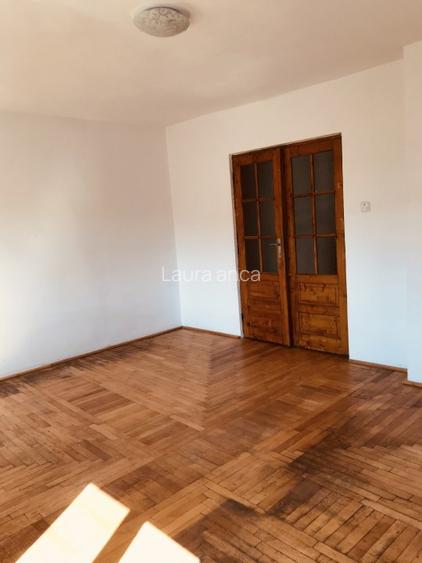 Casa artera principala pretabila afacere / locuit - 10