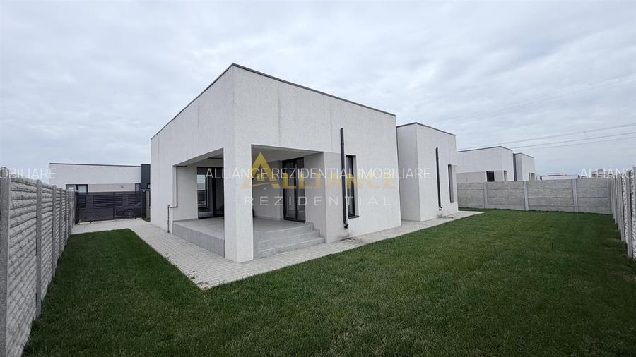 Casa Individuala - 4 camere - 2 bai - 550mp teren - 4