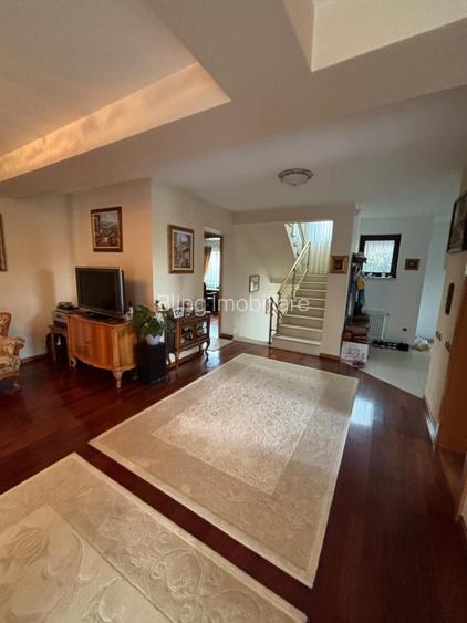 OPORTUNITATE! Casa cu 6 camere,300MP,Teren 1100mp,Finisaje LUX - 5