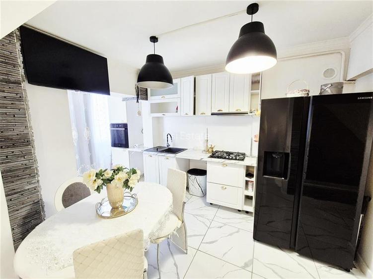 Apartament cu 3 camere complet mobilat si utilat - 9