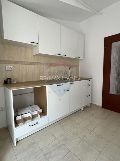 La inchiriat apartament 3 camere si parcare in Voluntari - 42