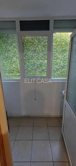 Apartament cu 2 camere, decomandat, zona Tatarasi - 6