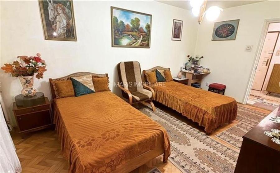 Apartament 2 camere Dambul Pietros etaj 4 din 10 - 4