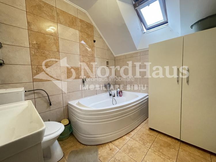 DE VANZARE APARTAMENT TIP MANSARDA | UTILAT | MOBILAT | VASILE AARON - 8
