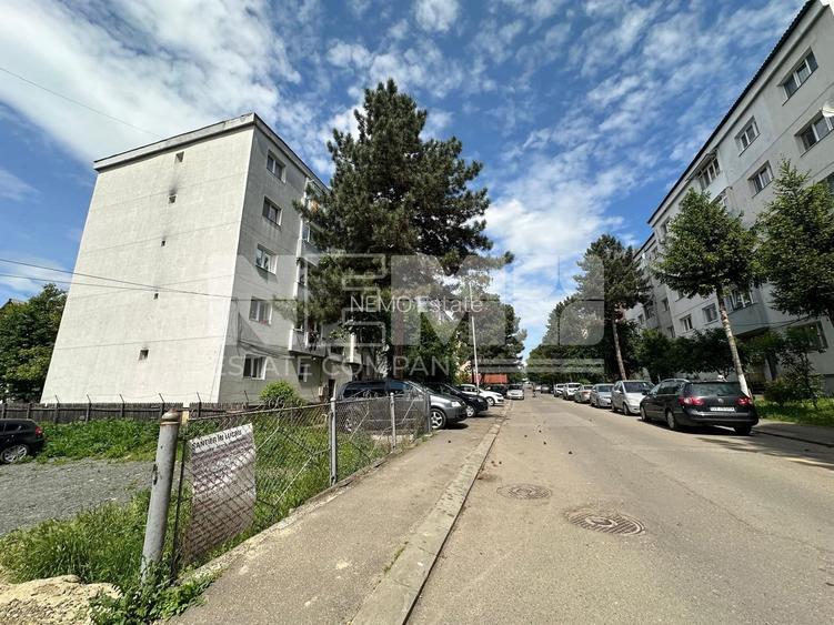 Teren de Vanzare Intravilan | Burdujeni, Suceava | Pret: 180.000€ - 4