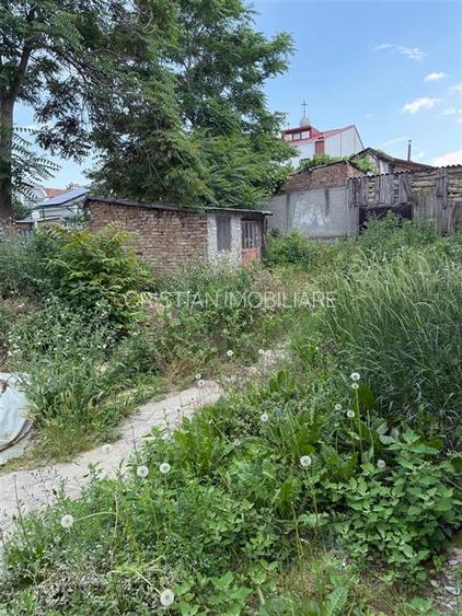 Casa zona centrala, 5 camere,  compusa din doua apartamente, chirpic si caramida - 33