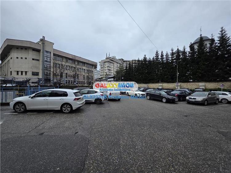 Inchiriere spatiu Comercial central situat aproape de Mall Pitesti - 9