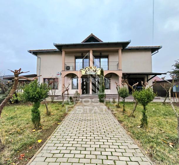 Casa individuala si restaurant cu predare la cheie, Sag, COMISION 0 - 2