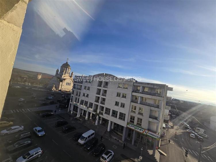 Apartament cu patru camere zona centrala - 14