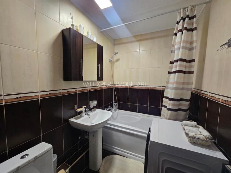 Calea 13 Septembrie,2 cam,et.3,decomandat, supraf 64mp, centrala proprie. - 4