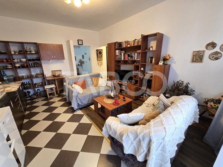 Apartament 2 camere etaj 2 balcon lift Doamna Stanca Sibiu Comision 0 - 15