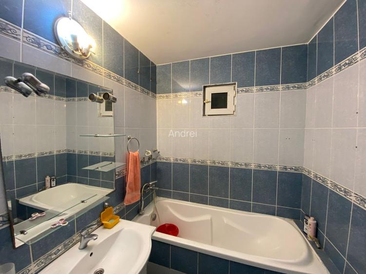 Apartament 3 camere cartier C5 Tulcea - 16
