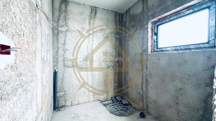 DOM00324 - Vila cu pompa de caldura sipanouri solare - 9