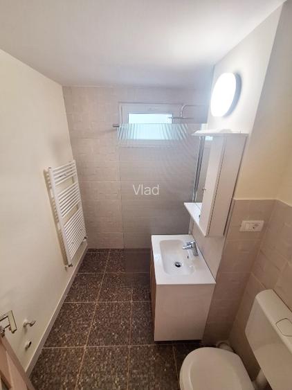 Spatiu birou 37.6mp / Strada Petru Rares - 3