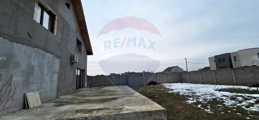 Casă / Vilă cu 5 camere de vânzare - 16