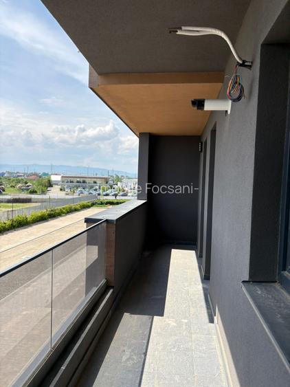 Apartament 2 camere - bloc nou - etaj 2 - 4
