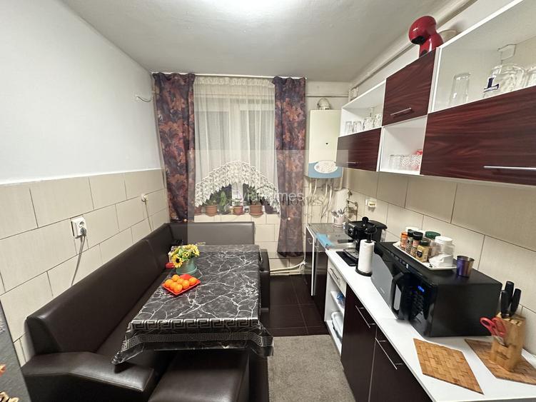 2 camere/P-ta Abator - 4