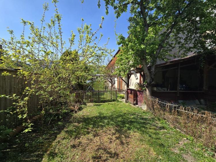 Casă cu grădină in zonă centrală - 2