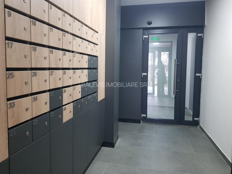 Vanzare apartament unicat, 2 camere, 2 bai, centrala proprie, sector 4 Hornbach - 13