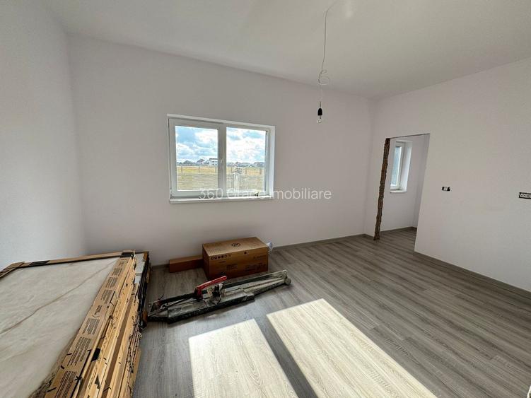 Duplex pe parter cu 3 camere 112.000 - 5