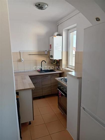 Apartament 2 camere balcon Zona Milea - 8