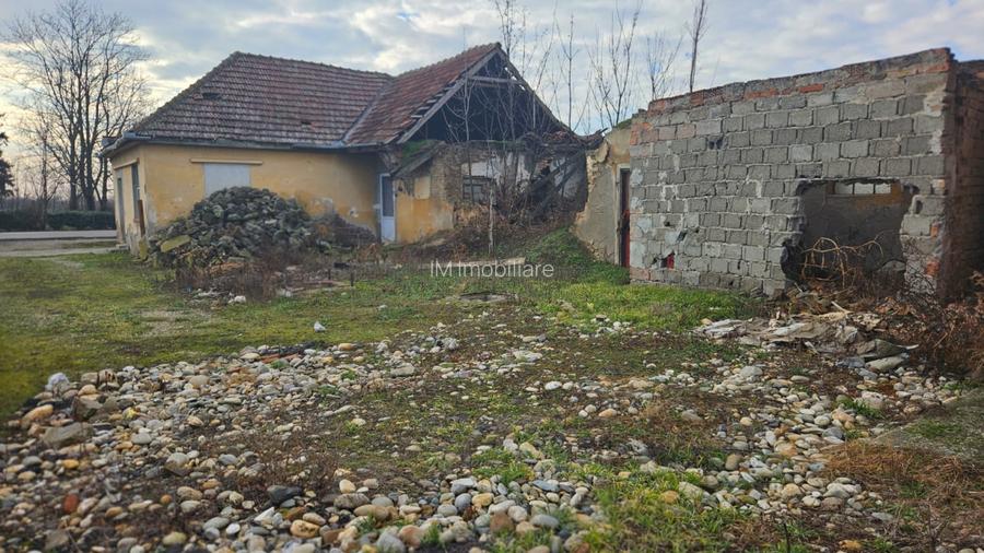 Gelu - Casa 4 Camere -Teren Generos - 8