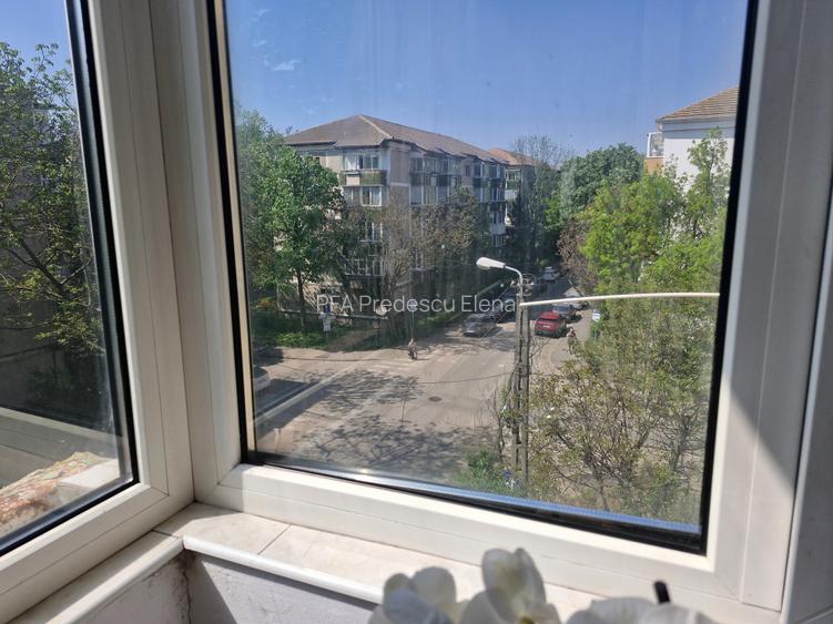 Girocului lângă fosta Baricada - 11
