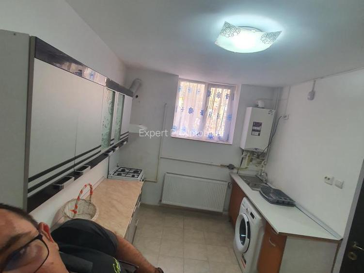 Gara de Nord Str. Vespasian Utilat Mobilat Centrala Proprie In Vila - 5