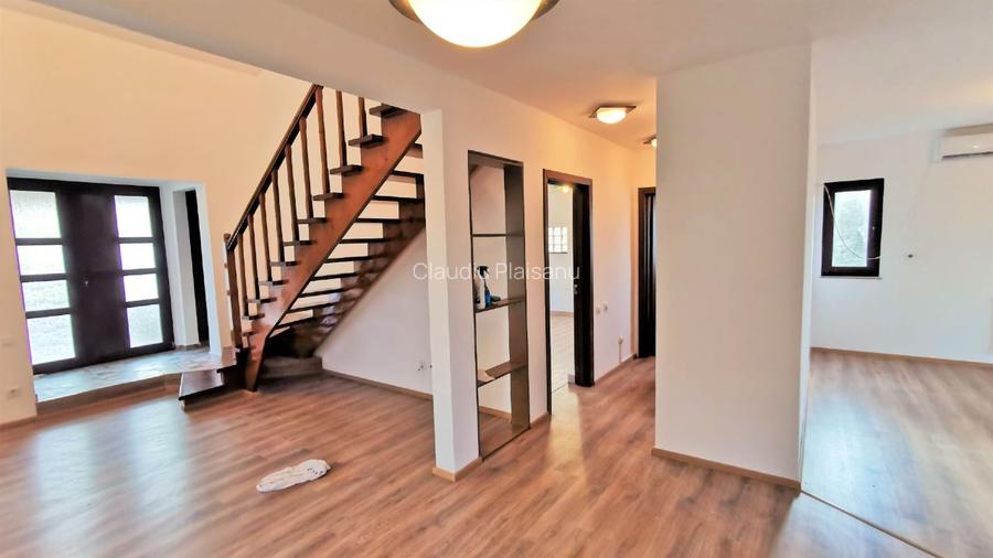 Corbeanca, inchiriez vila superba, stil american, cu semineu si panouri solare - 8