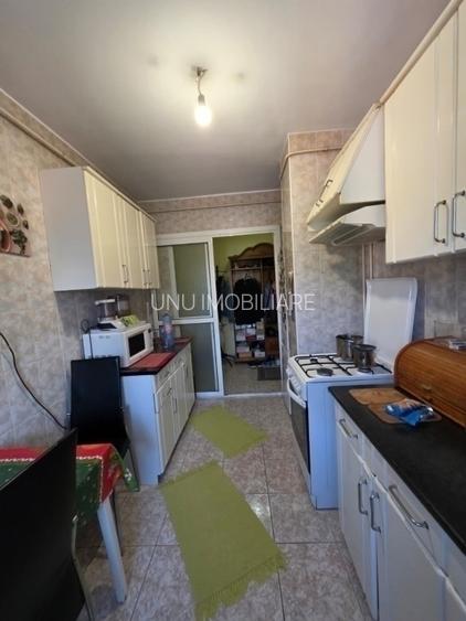 Tatarasi Dispecer- 4 Camere-2 bai-3 balcoane-la bulevard - 6