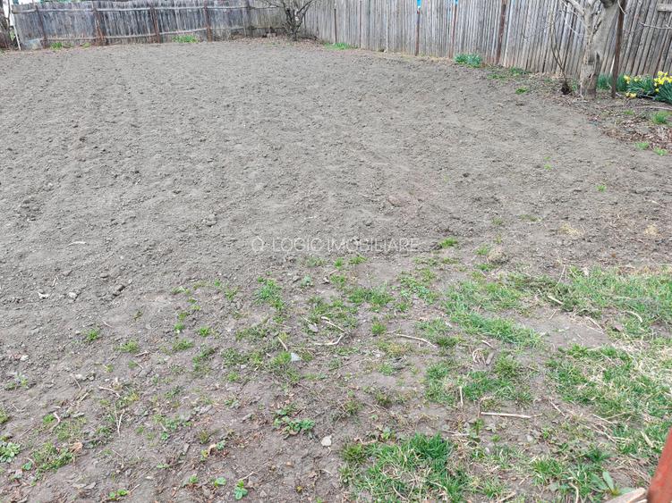 Casa 4 camere libera la vanzare HALCHIU - 19