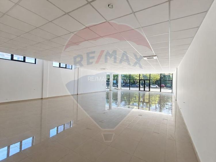 Spatiu comercial 900mp, vitrina, vad intens, de inchiriat, Manastur - 12