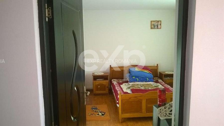 Casă spațioasă în Valea Mărului, cu anexa locuibilă și teren generos - 3