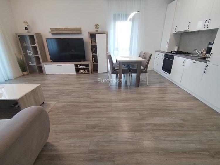 Apartament cu 2 camere Lux +loc de parcare - 3