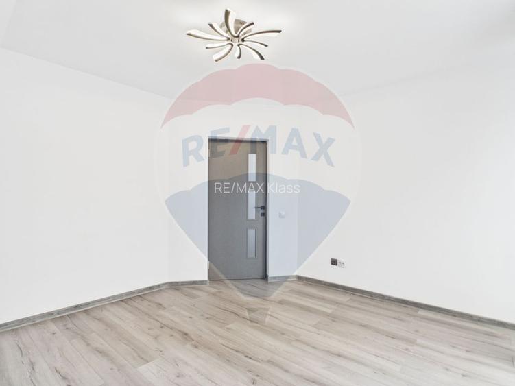 Casă / Vilă cu 5 camere de vânzare - 26