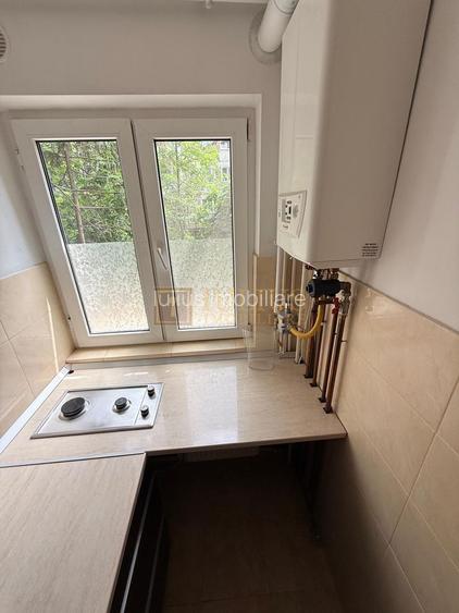 2 camere| Dacia-la 8 minute de Iulius Mall| centrala proprie| apartament frumos| - 13