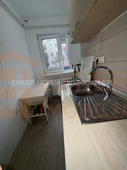 Apartament 3 camere de vanzare, situat in zona Tomis Nord, Constanta - 8