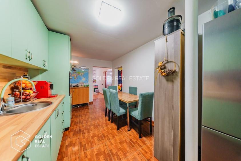 Apartament 4 camere, decomandat, etaj 2, Micalaca, str Fratiei - 6