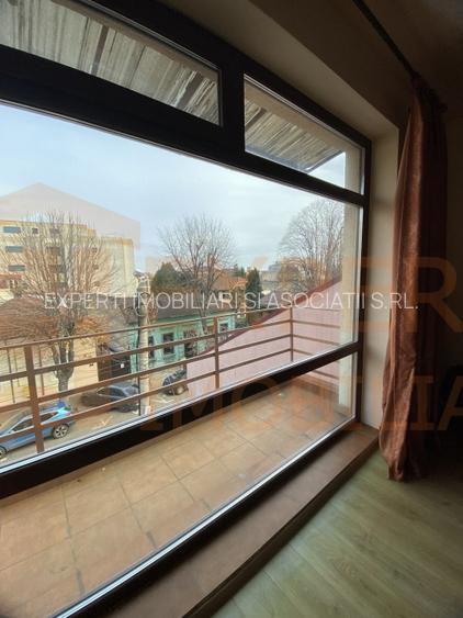 Apartament 2 camere zona Ultracentral-Casa Casatoriilor, Constanta - 11