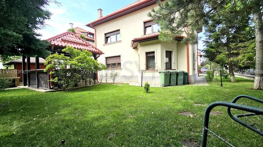 REV2004359 Casa Deosebita Individuala Baneasa 7 camere cu teren - 14