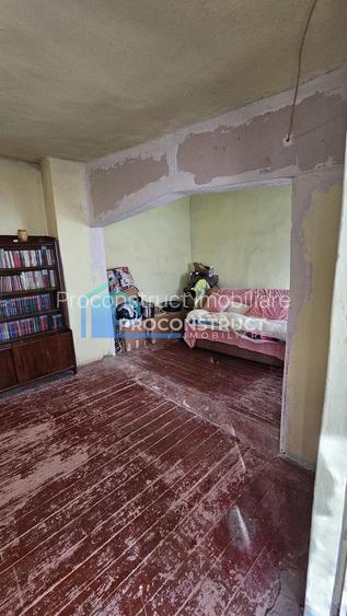 Oportunitate de Investitie in Blascovici-Teren cu casa pe colt 701 mp - 8
