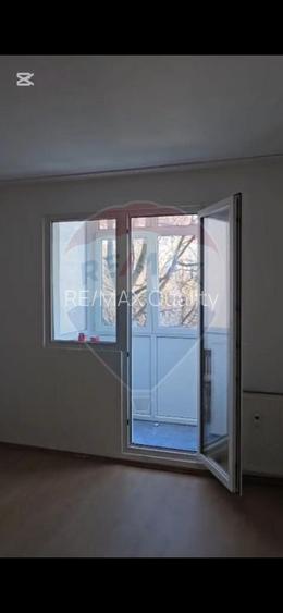 Apartament 2 camere de vanzare - Giurgiului, Toporasi - 11